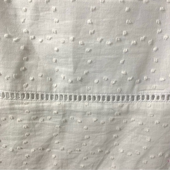 2/$35 Isaac Mizrahi Swiss Dot Blouse Ruffle Slvs - Picture 9 of 14